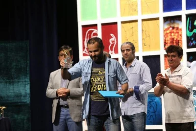 گیلان با «دو بال قیچی» در جشنواره تئاتر رضوی جایزه گرفت