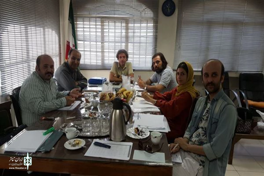 تئاتر خیابانی مریوان
