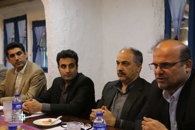 جلسه شورای سیاست گذاری دهمین جشنواره تئاتر خیابانی شهروند لاهیجان برگزار شد
 2