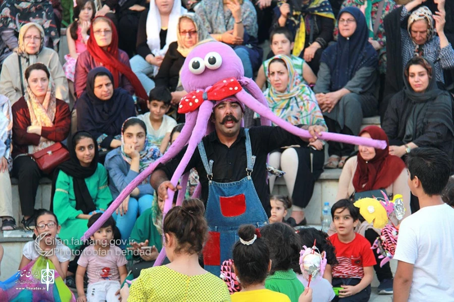 دهمین جشنواره تئاتر خیابانی شهروند لاهیجان