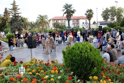 دومین روز جشنواره تئاتر خیابانی شهروند لاهیجان