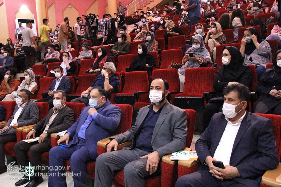 اختتامیه جشنواره تئاتر خیابانی شهروند لاهیجان