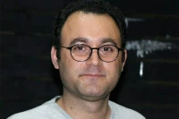 کارگردان نمایش «موکت‌بر» مطرح کرد 

مجید کاظم‌زاده مژدهی: پرداختن به موضوعات اجتماعی به زبان طنز کار سختی است