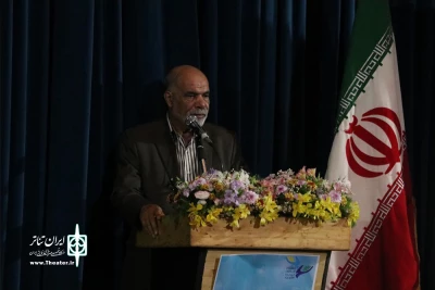 دبیر بیست و یکمین جشنواره نمایش های آیینی و سنتی کشور:

برگزاری جشنواره‌های آئینی به غنای فرهنگی این سرزمین کمک خواهد کرد