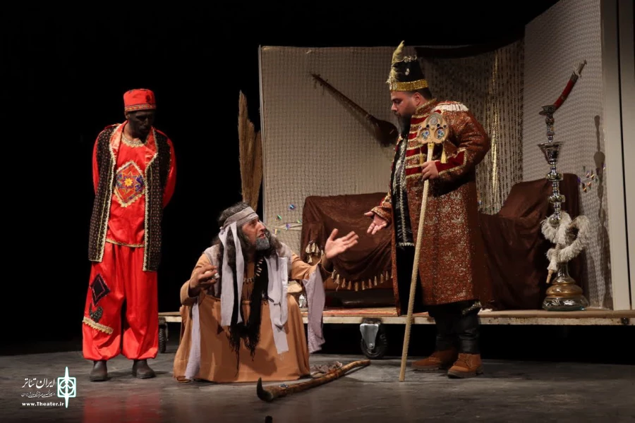 مروری بر آثار اجرا شده روز اول سی و ششمین جشنواره تئاتر استان گیلان 3
