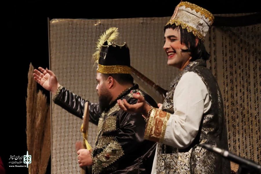 مروری بر آثار اجرا شده روز اول سی و ششمین جشنواره تئاتر استان گیلان 5