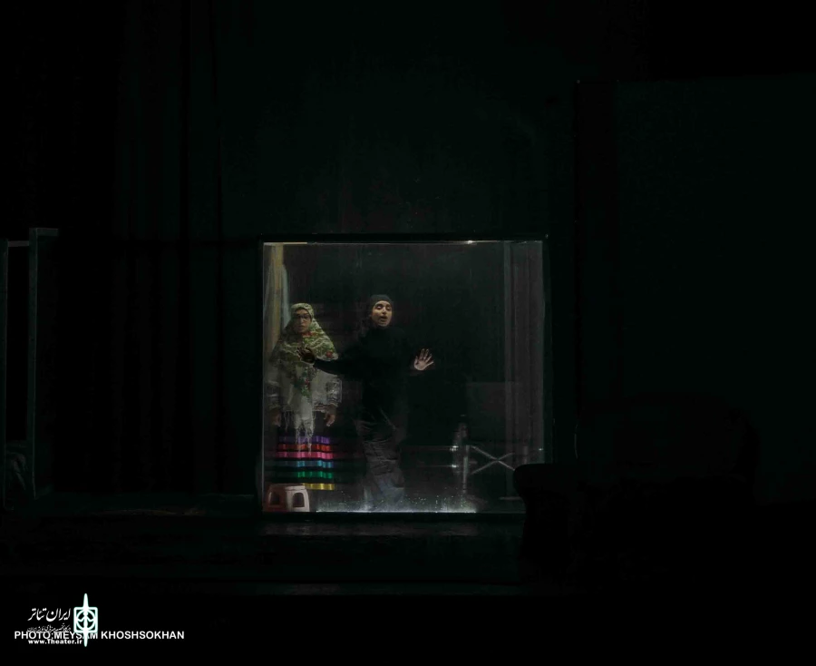 گروه تئاتر جهش با نمایش بچه بالا شهر عمو دوست داره به صحنه بازگشت 4