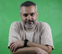 امیر حامد نمایش «در آغوشم آب ،آتش ،خون»

جنگ موضوعی جهان شمول است