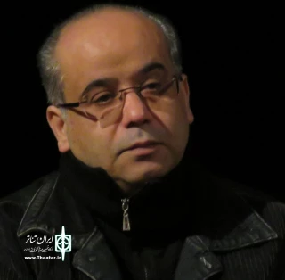 بهزاد دوگوهرانی

هیج میزانسن و دیالوگی در تئاتر بدون دلیل نیست